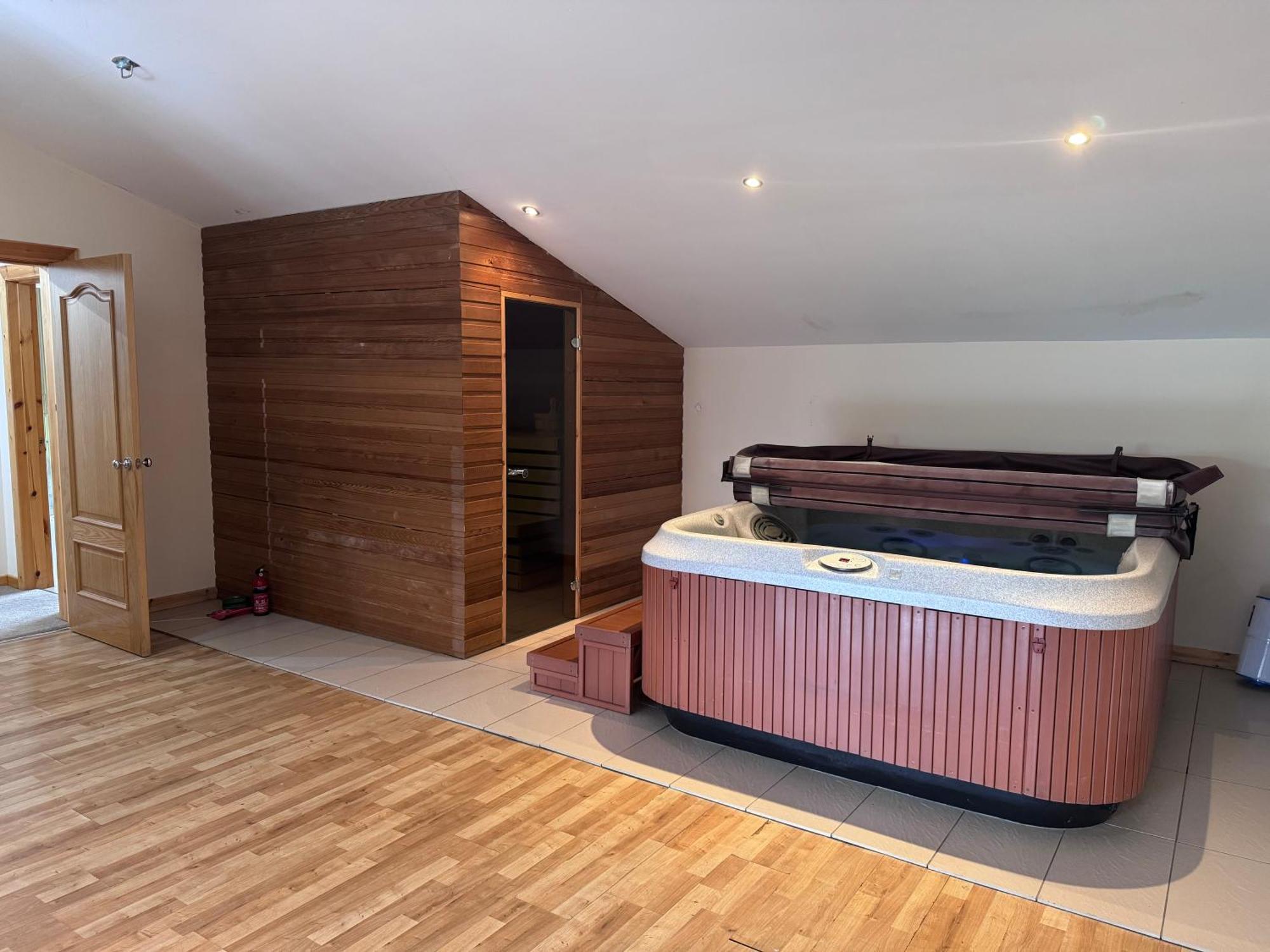 Langside Apartments Newhouse ภายนอก รูปภาพ